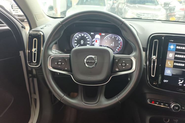 Used Volvo XC40 2020 T3 Smart & Stylish Edition Steering Wheel