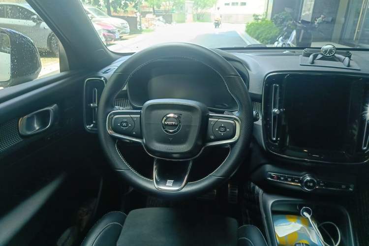 Used Volvo XC40 2020 T5 4x4 Zhiya Sport Edition Steering Wheel