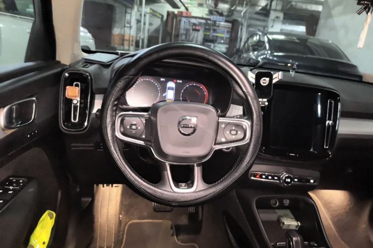 Used Volvo XC40 2020 T3 Smart & Stylish Edition Steering Wheel