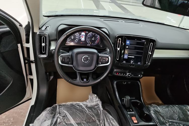 Used Volvo XC40 2020 T3 Smart & Stylish Edition Steering Wheel