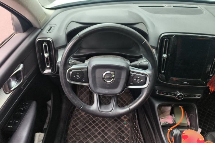 Used Volvo XC40 2020 T3 Smart & Stylish Edition Steering Wheel