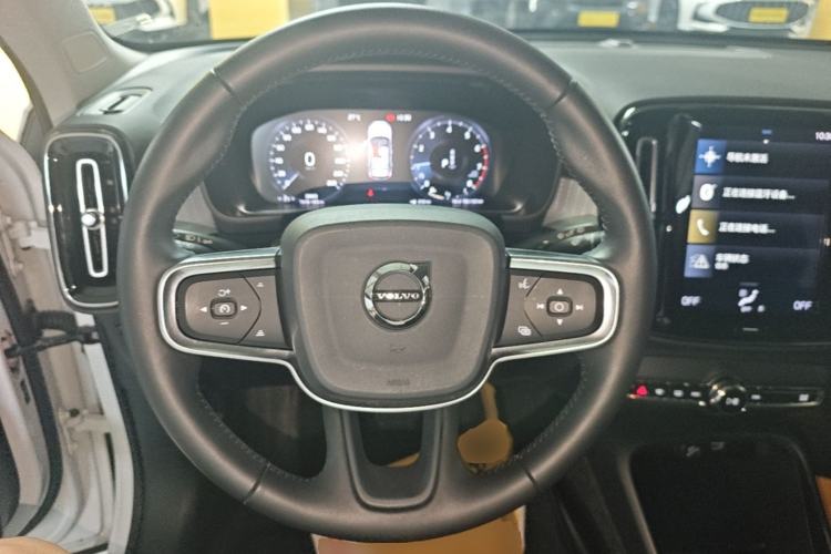 Used Volvo XC40 2020 T3 Smart & Stylish Edition Steering Wheel