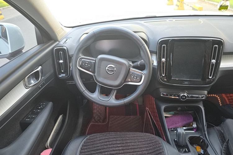 Used Volvo XC40 2020 T3 Smart & Stylish Edition Steering Wheel