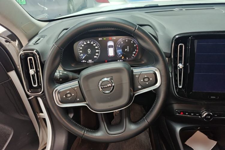 Used Volvo XC40 2020 T4 Four-Wheel Drive Smart Luxury Edition Steering Wheel