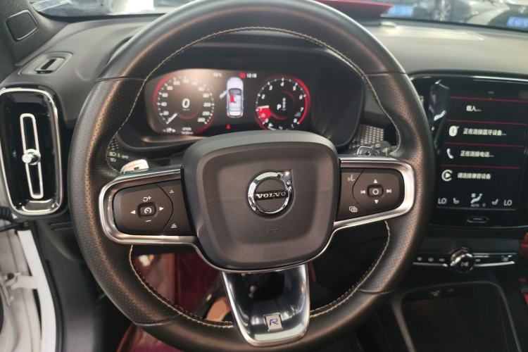 Used Volvo XC40 2020 T4 Four-Wheel Drive Smart & Sporty Edition Steering Wheel