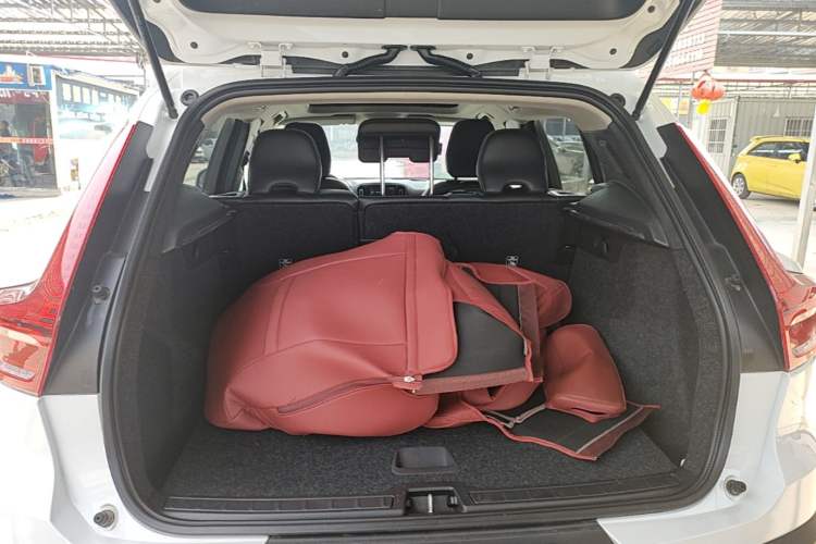 Used Volvo XC40 2020 T3 Smart & Stylish Edition Trunk