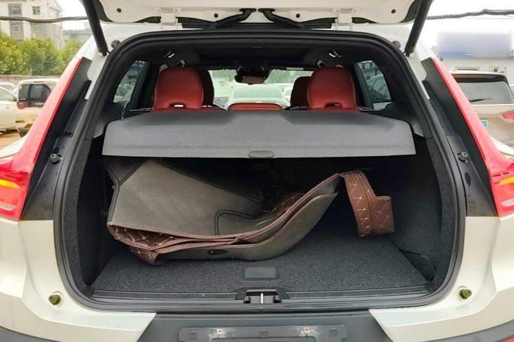 Used Volvo XC40 2020 T4 Four-Wheel Drive Smart Luxury Edition Trunk