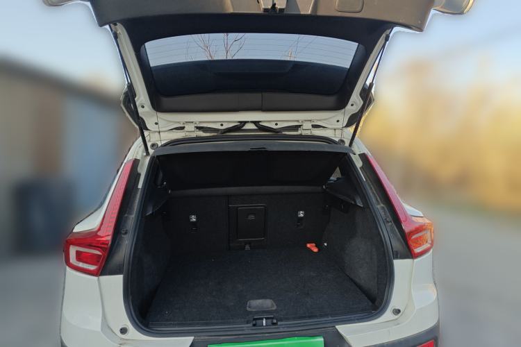 Used Volvo XC40 2020 T3 Smart & Stylish Edition Trunk