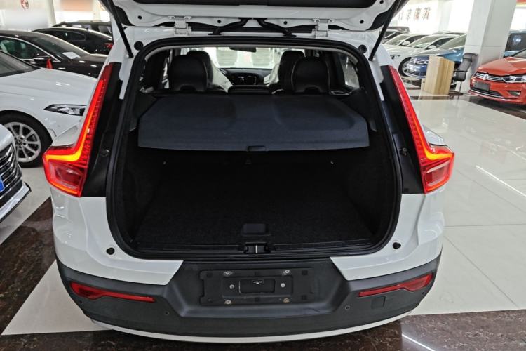 Used Volvo XC40 2020 T3 Smart & Stylish Edition Trunk