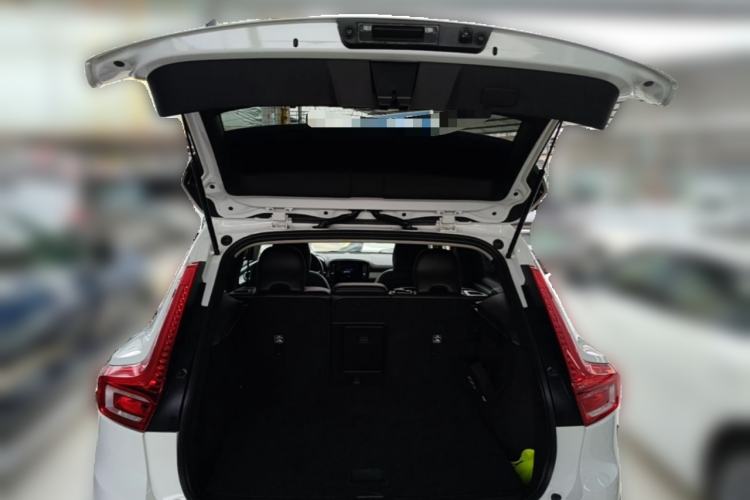 Used Volvo XC40 2020 T3 Smart & Stylish Edition Trunk