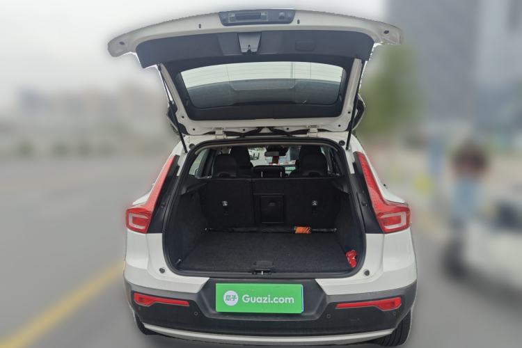 Used Volvo XC40 2020 T3 Smart & Stylish Edition Trunk