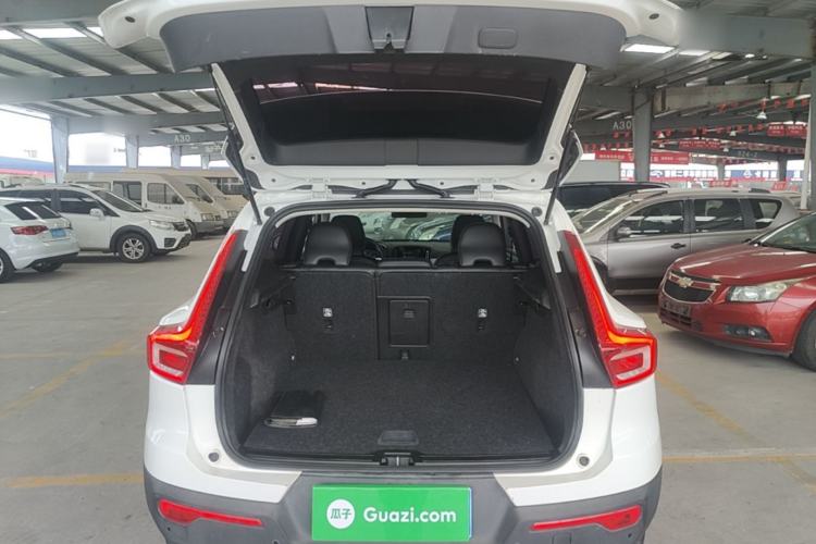 Used Volvo XC40 2020 T3 Smart & Stylish Edition Trunk
