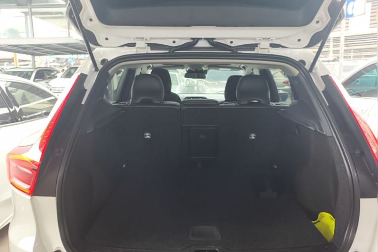 Used Volvo XC40 2020 T3 Smart & Stylish Edition Trunk