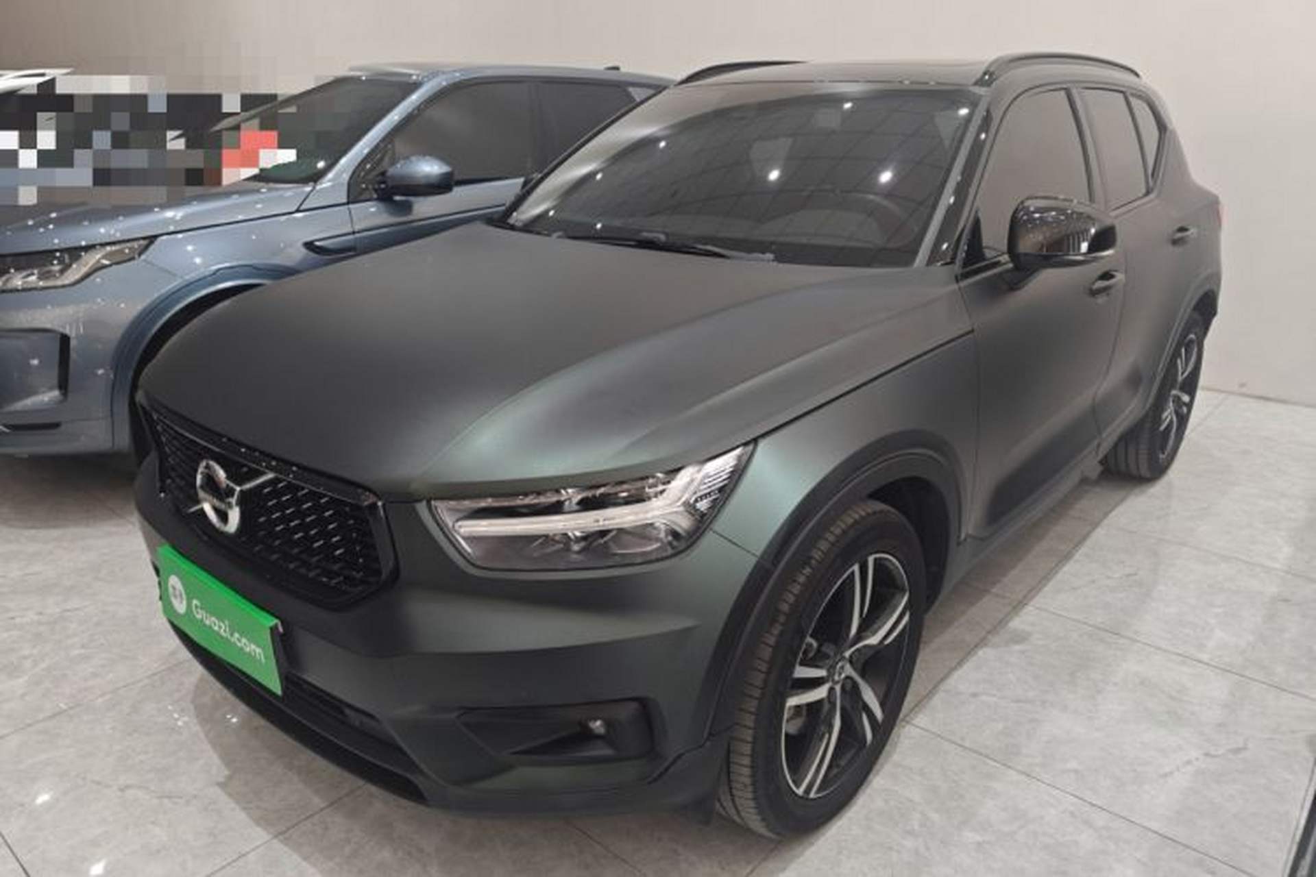 Used Volvo XC40 2021 T4 Four-Wheel Drive Smart & Sporty Edition Front Left 45 Deg