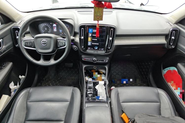 Used Volvo XC40 2021 T4 Four-Wheel Drive Smart Luxury Edition Center Console