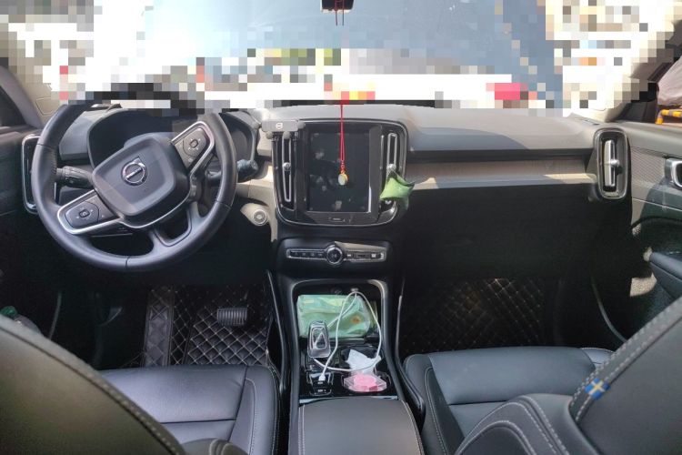 Used Volvo XC40 2021 T4 Four-Wheel Drive Smart Luxury Edition Center Console