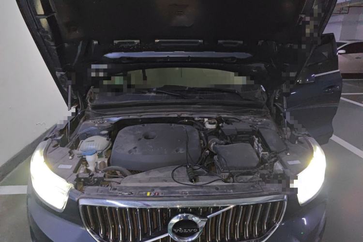 Used Volvo XC40 2021 T4 Four-Wheel Drive Smart Luxury Edition Engine Bay
