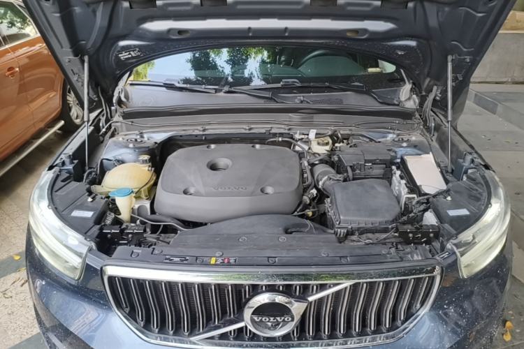 Used Volvo XC40 2021 T4 Four-Wheel Drive Smart Luxury Edition Engine Bay