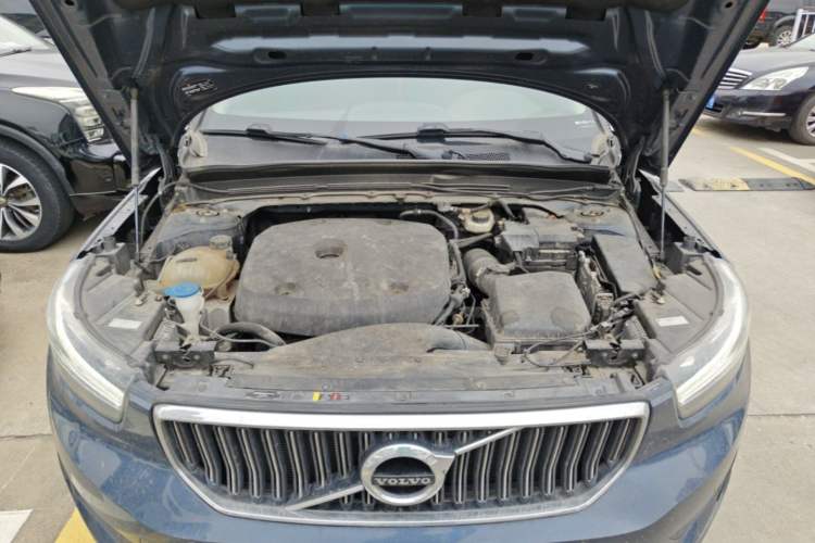 Used Volvo XC40 2021 T4 Four-Wheel Drive Smart Luxury Edition Engine Bay
