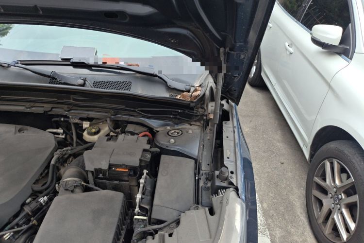 Used Volvo XC40 2021 T4 Four-Wheel Drive Smart Luxury Edition Engine Bay Left