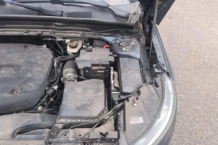 Used Volvo XC40 2021 T4 4x4 SmartDrive Fashion Edition Engine Bay Left