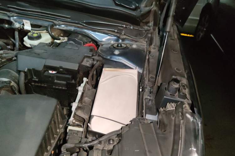 Used Volvo XC40 2021 T4 Four-Wheel Drive Smart Luxury Edition Engine Bay Left