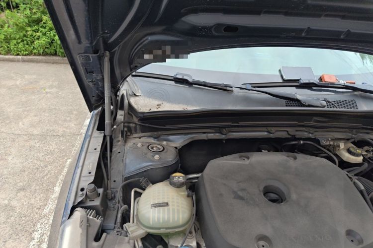 Used Volvo XC40 2021 T4 Four-Wheel Drive Smart Luxury Edition Engine Bay Right