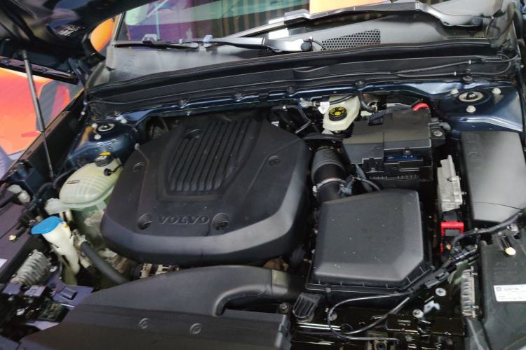 Used Volvo XC40 2021 T3 Zhiyuan Luxury Edition Engine Bay