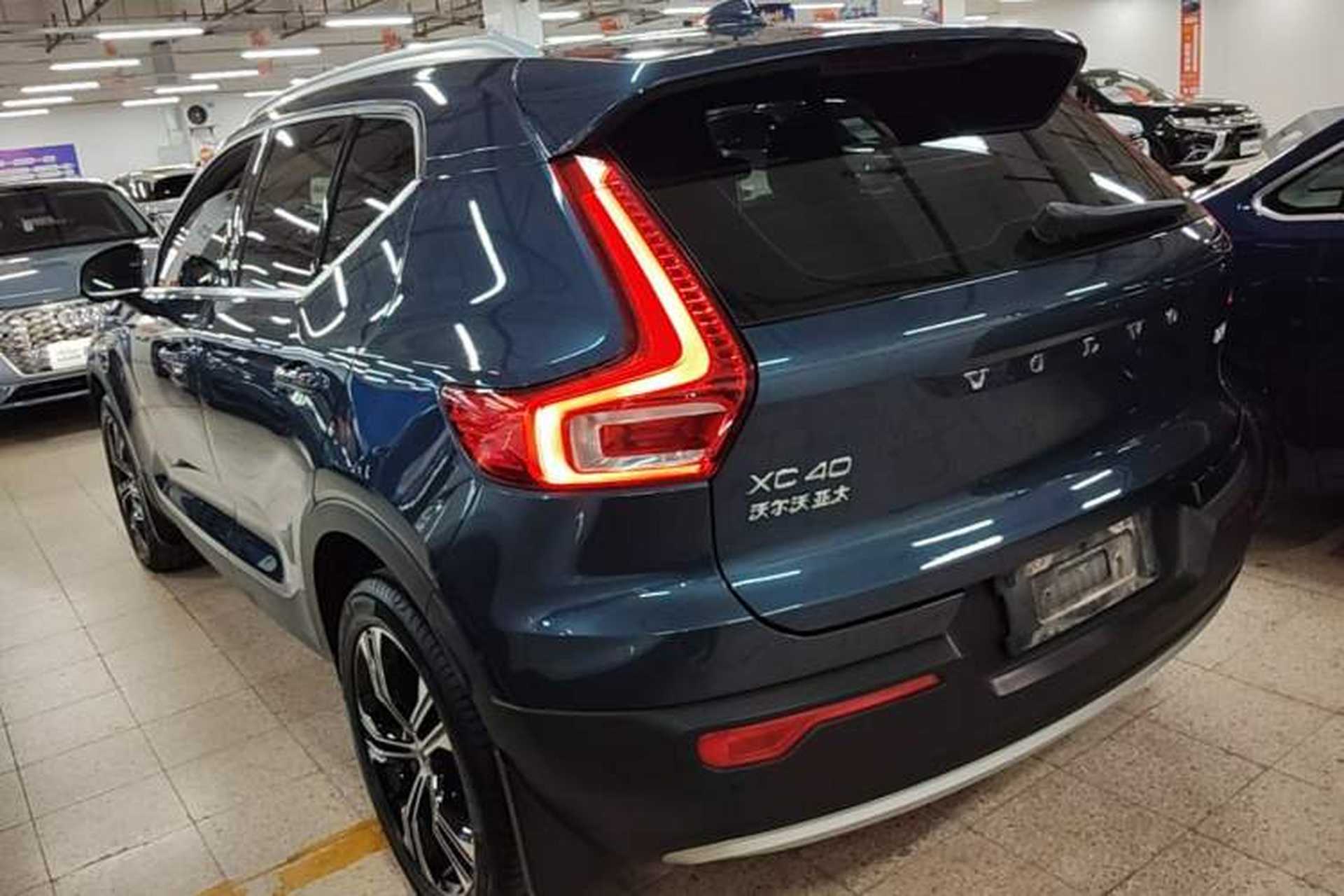 Used Volvo XC40 2021 T4 Four-Wheel Drive Smart Luxury Edition Exterior 2