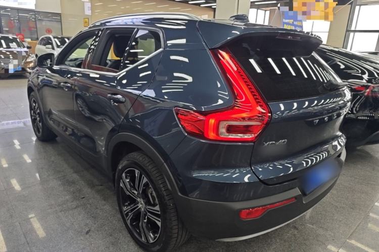Used Volvo XC40 2021 T4 Four-Wheel Drive Smart Luxury Edition Exterior 2