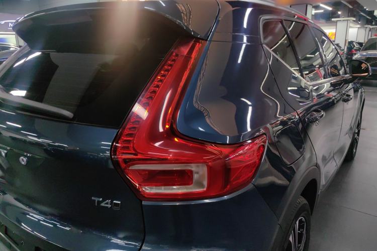 Used Volvo XC40 2021 T4 Four-Wheel Drive Smart Luxury Edition Exterior 3