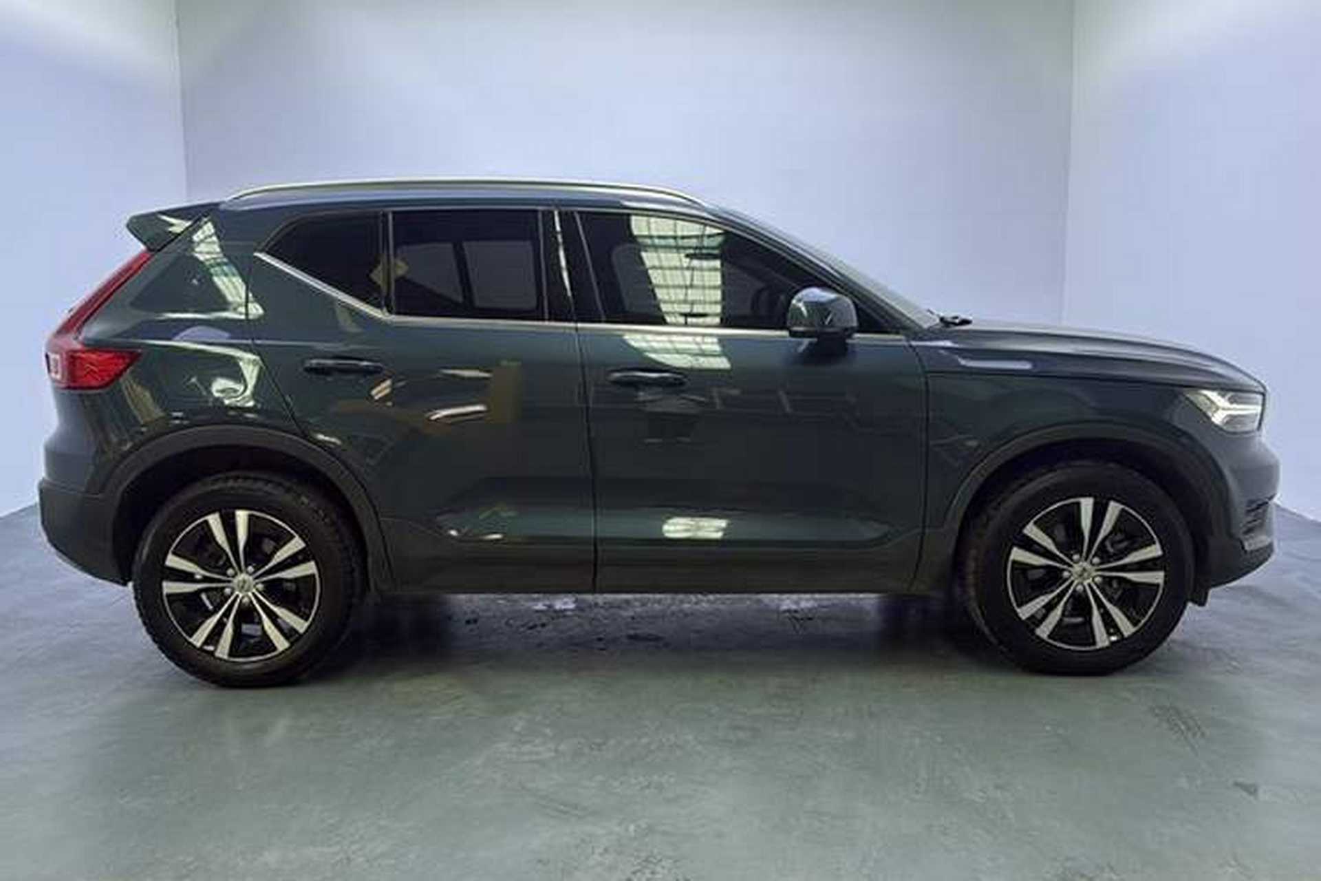 Used Volvo XC40 2021 T4 4x4 SmartDrive Fashion Edition Exterior 4