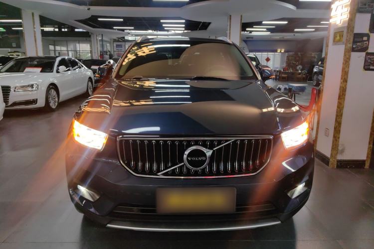 Used Volvo XC40 2021 T4 Four-Wheel Drive Smart Luxury Edition Front