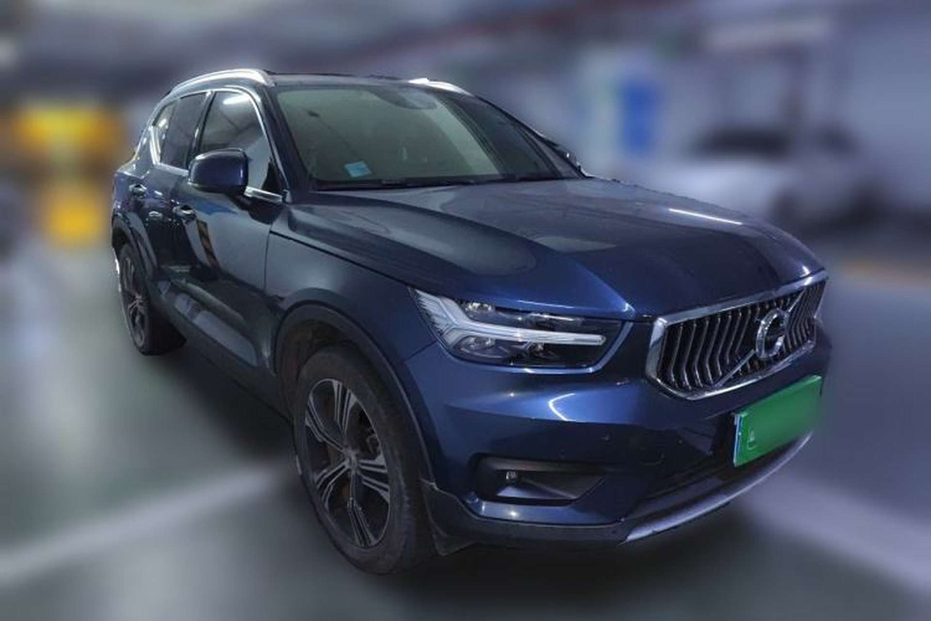 Used Volvo XC40 2021 T4 Four-Wheel Drive Smart Luxury Edition Front Right 45 Deg