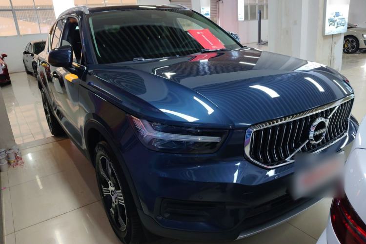 Used Volvo XC40 2021 T3 Zhiyuan Luxury Edition Front Right 45 Deg