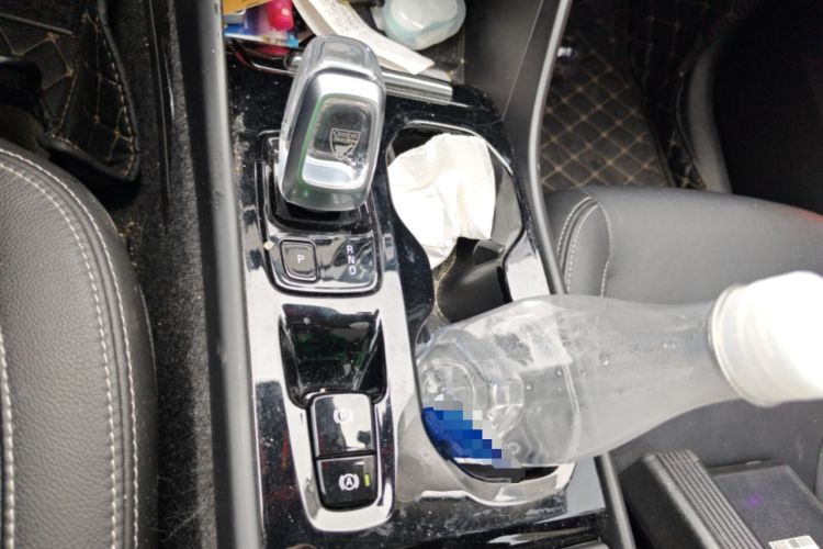 Used Volvo XC40 2021 T4 Four-Wheel Drive Smart Luxury Edition Gear Lever
