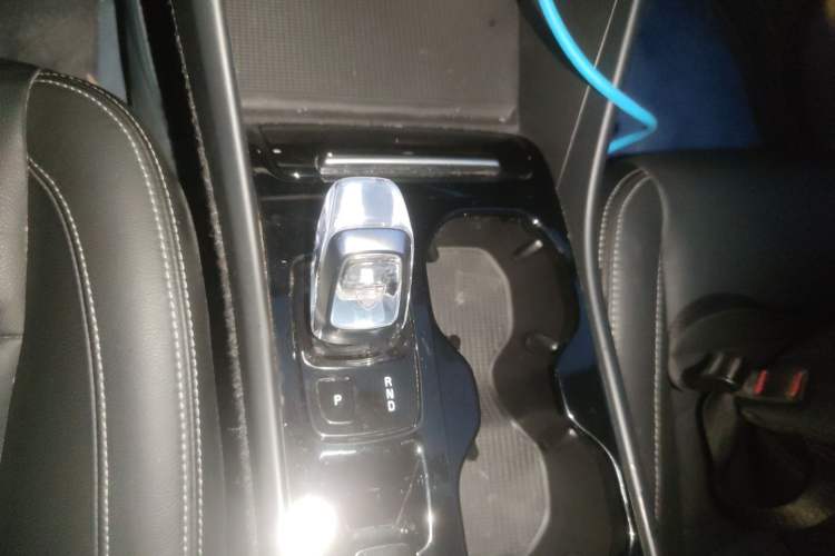 Used Volvo XC40 2021 T4 Four-Wheel Drive Smart Luxury Edition Gear Lever