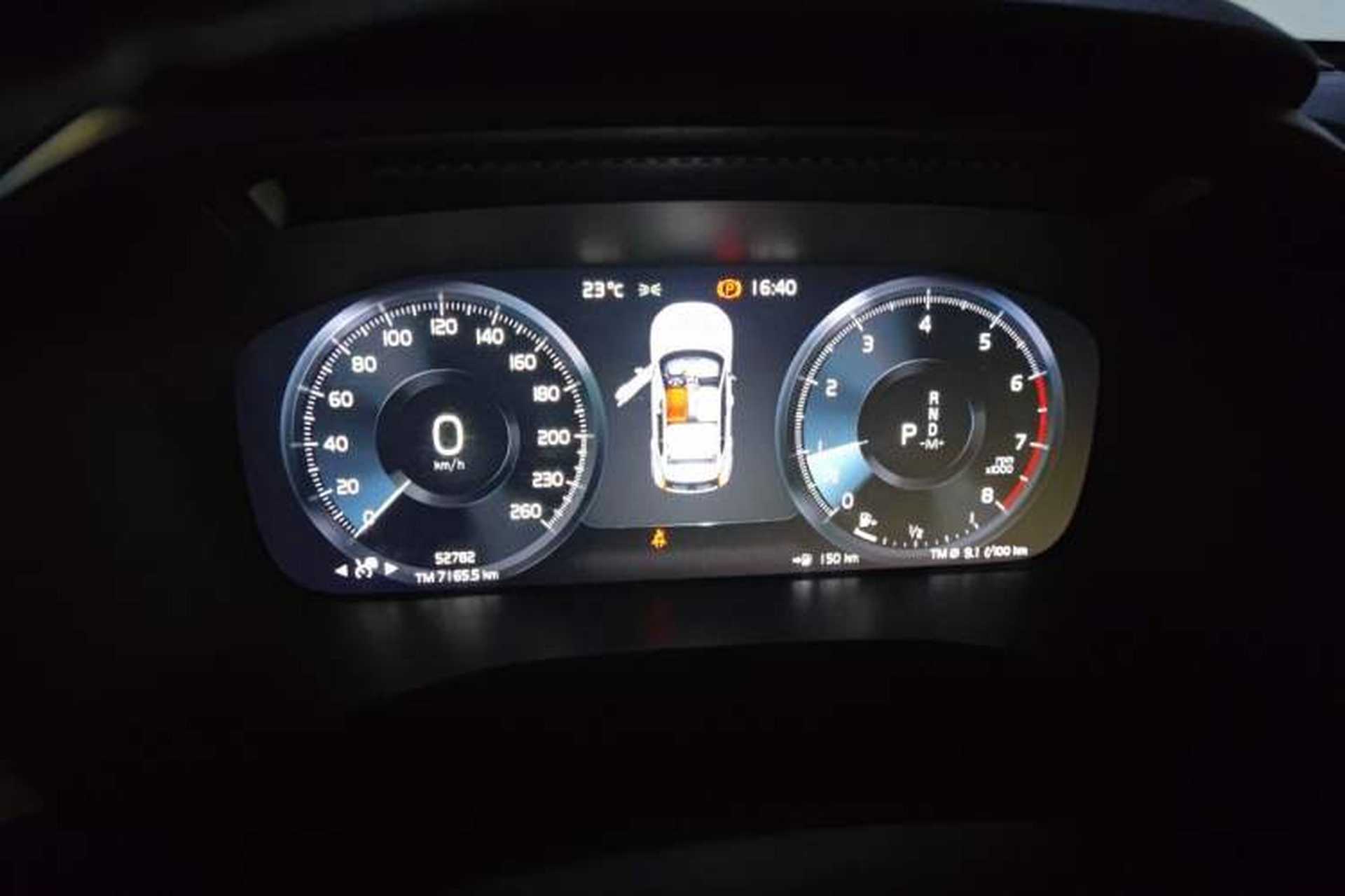 Used Volvo XC40 2021 T4 Four-Wheel Drive Smart Luxury Edition Instrument Cluster