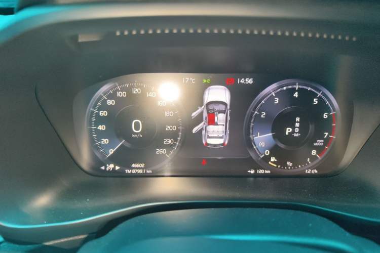 Used Volvo XC40 2021 T4 Four-Wheel Drive Smart Luxury Edition Instrument Cluster