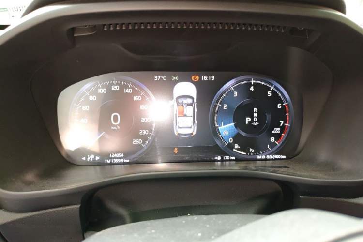 Used Volvo XC40 2021 T4 Four-Wheel Drive Smart Luxury Edition Instrument Cluster