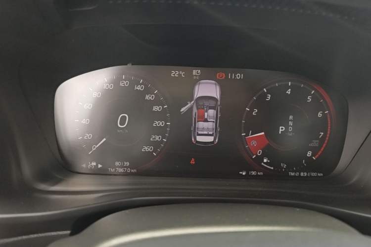 Used Volvo XC40 2021 T4 Four-Wheel Drive Smart Luxury Edition Instrument Cluster