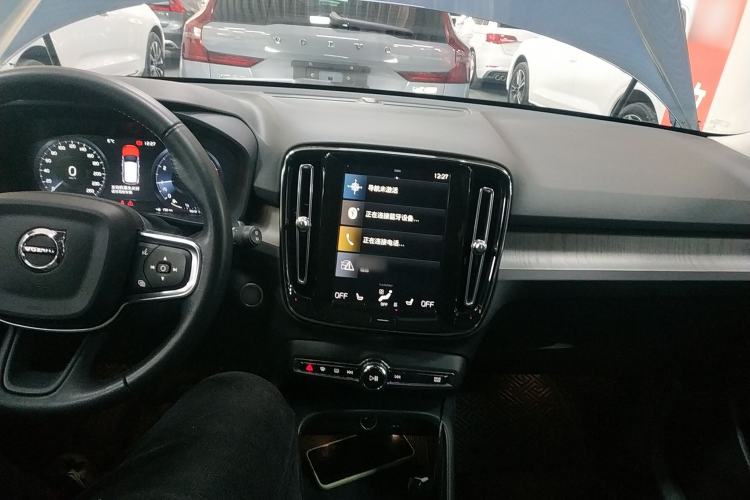 Used Volvo XC40 2021 T4 Four-Wheel Drive Smart Luxury Edition Interior 2