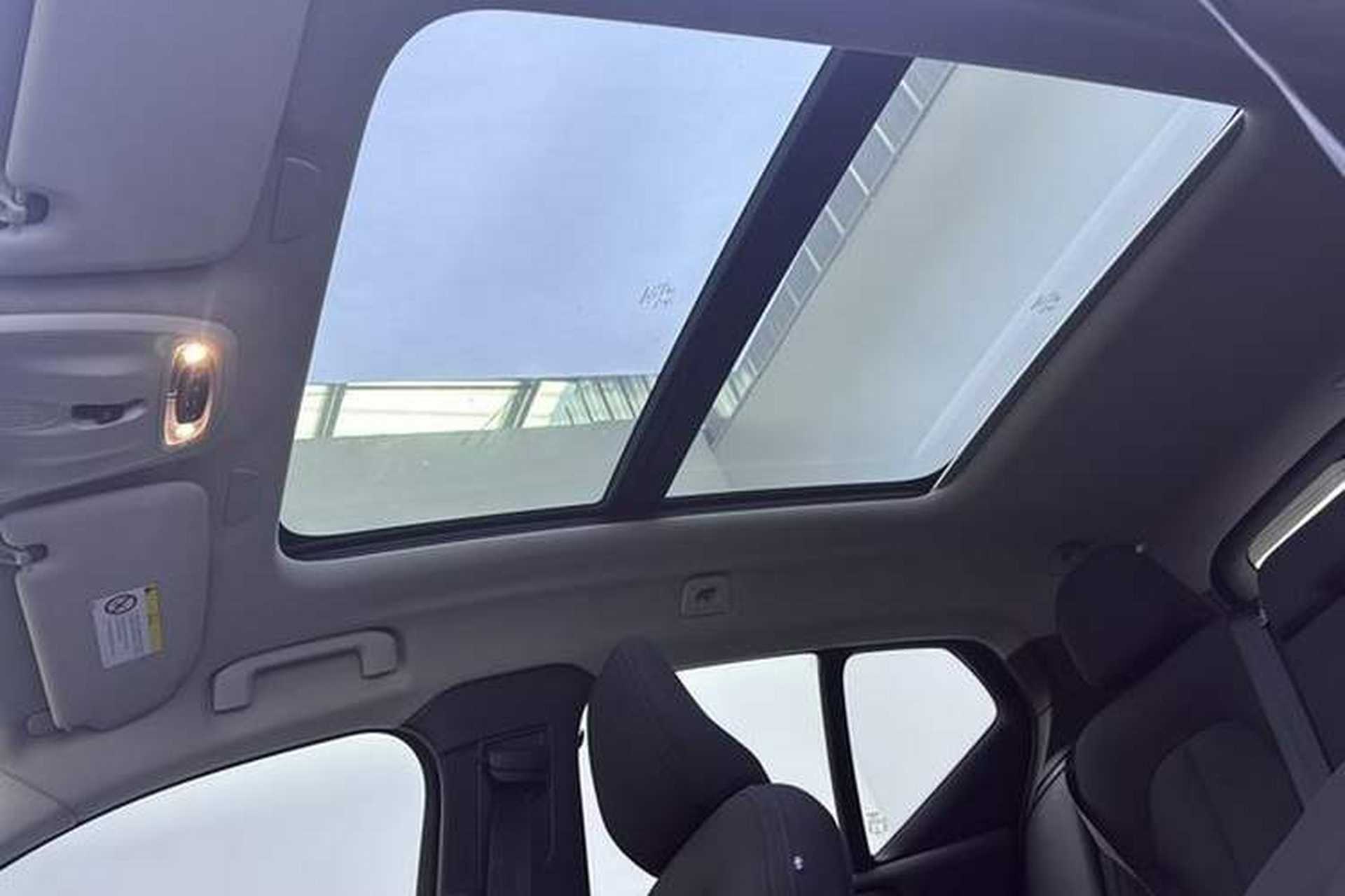 Used Volvo XC40 2021 T4 4x4 SmartDrive Fashion Edition Interior 6