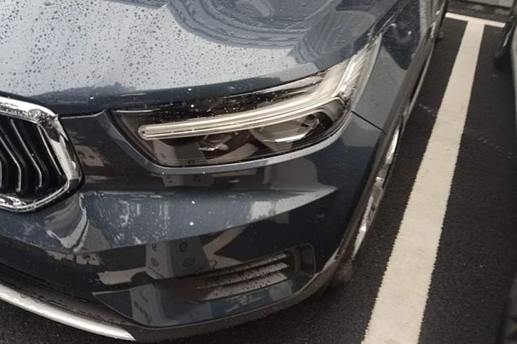Used Volvo XC40 2021 T4 4x4 SmartDrive Fashion Edition Left Front Headlight