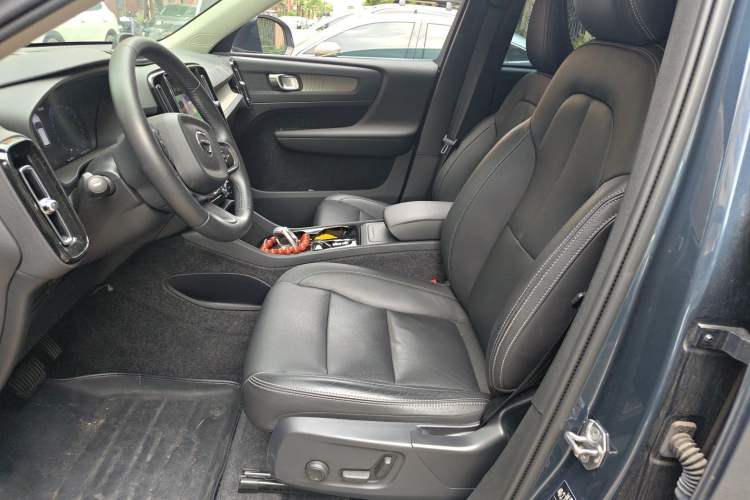 Used Volvo XC40 2021 T4 Four-Wheel Drive Smart Luxury Edition Left Front Seat