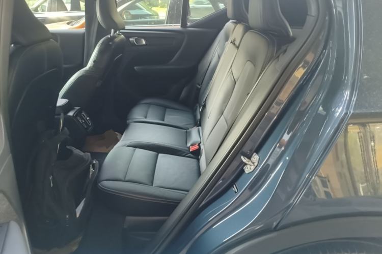 Used Volvo XC40 2021 T4 Four-Wheel Drive Smart Luxury Edition Left Rear Seat