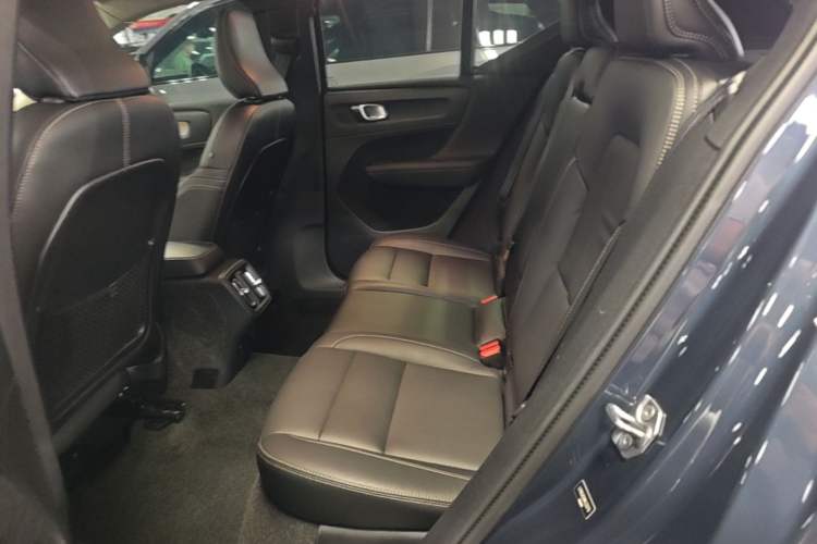Used Volvo XC40 2021 T4 Four-Wheel Drive Smart Luxury Edition Left Rear Seat