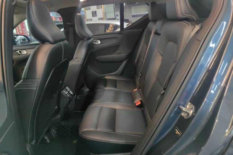 Used Volvo XC40 2021 T4 Four-Wheel Drive Smart Luxury Edition Left Rear Seat