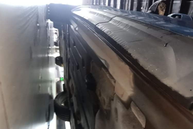Used Volvo XC40 2021 T4 Four-Wheel Drive Smart & Sporty Edition Left Side Sill