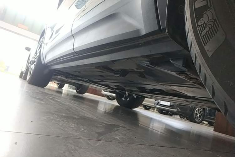 Used Volvo XC40 2021 T4 Four-Wheel Drive Smart Luxury Edition Left Side Sill